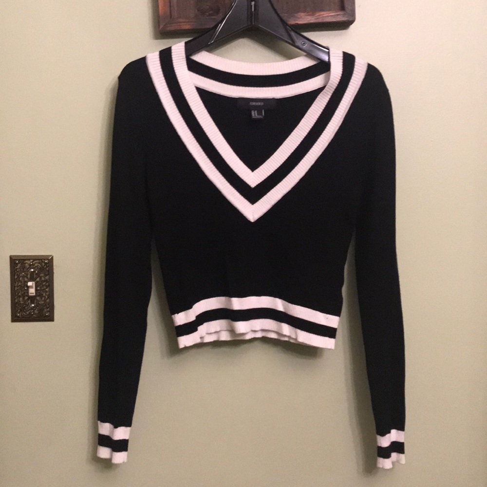 Long sleeve crop top